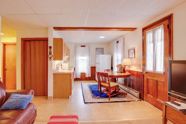 Apartment (1 Bedroom) | Interior