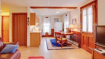 Apartment (1 Bedroom) | Interior