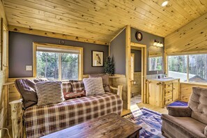 House (3 Bedrooms) | Interior - Secluded Fairplay Home w/ Hot Tub & Mountain Views (Fairplay)