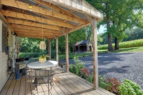 Secluded Lothian Farmhouse on 45 Acres w/ Fire Pit