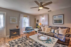 House (1 Bedroom) | Interior - Secluded Lothian Farmhouse on 45 Acres w/ Fire Pit (Lothian)