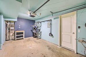 Apartment (3 Bedrooms) | Interior - Pet-friendly Seattle Townhome < 1 Mile to Lake! (Seattle)