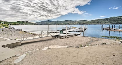 Lake Chelan Home w/ Boat Dock & Slip