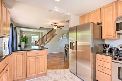 Sunny Glen Burnie Home - On-site Water Access