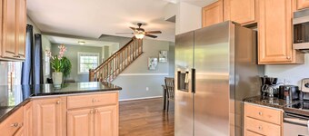Sunny Glen Burnie Home - On-site Water Access