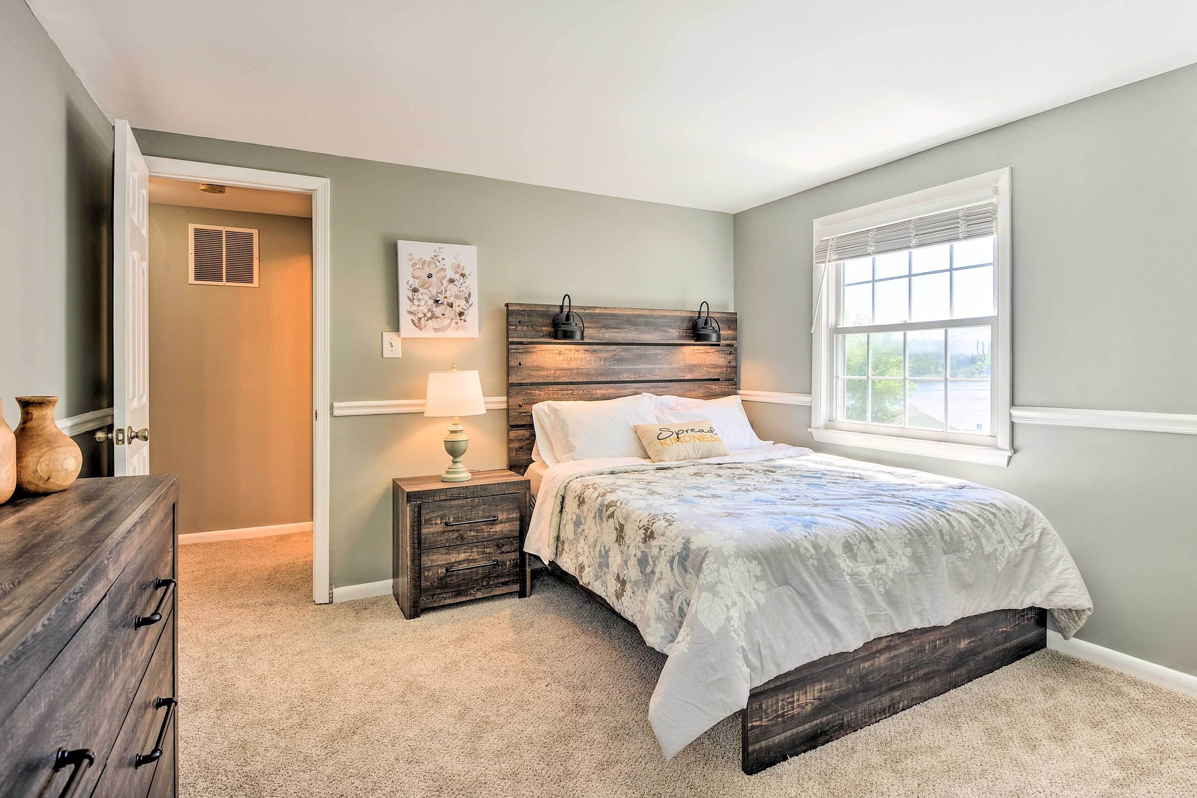 House (3 Bedrooms) | Interior