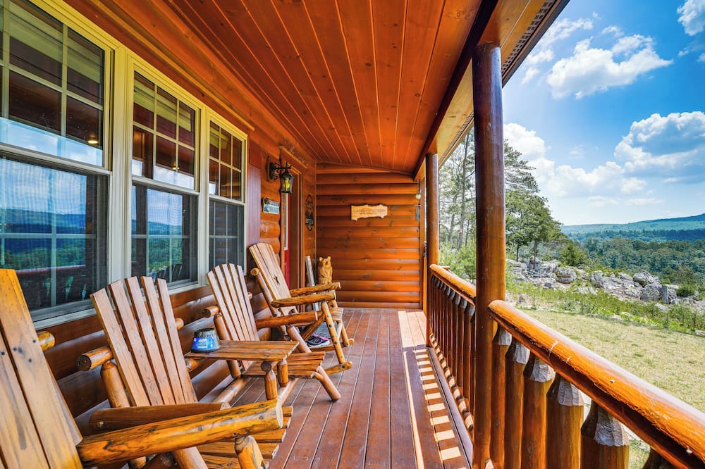 Secluded Mountain Cabin in Wardensville! - Delray, WV