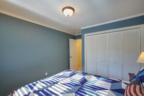 House (4 Bedrooms) | Interior - 2 Mi to Lake & Ski Slopes: Big Bear Cabin (Big Bear City)