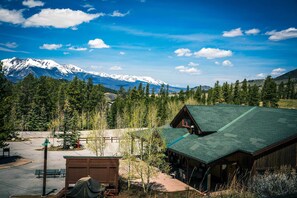 Interior - Keystone Condo on Golf Course w/ Mountain View (Keystone)