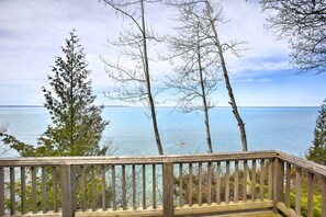 House (5 Bedrooms) | Property grounds - Gorgeous Charlevoix Home on Lake Michigan! (Charlevoix)