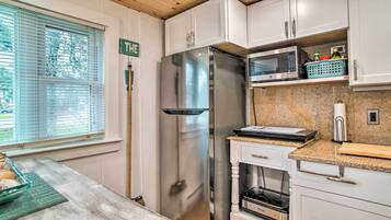 Apartment (0 Bedroom) | Interior