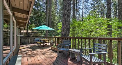 Loch Lomond Cabin w/ Hot Tub, Near Wineries!