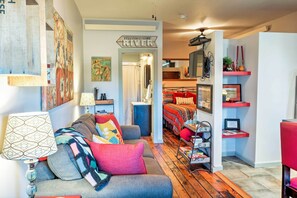 Apartment (0 Bedroom) | Interior