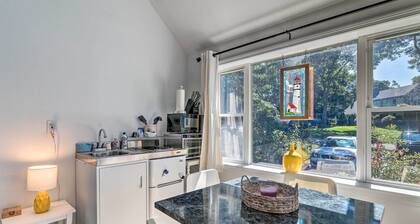 Bright Marstons Mills Studio - Near Beaches