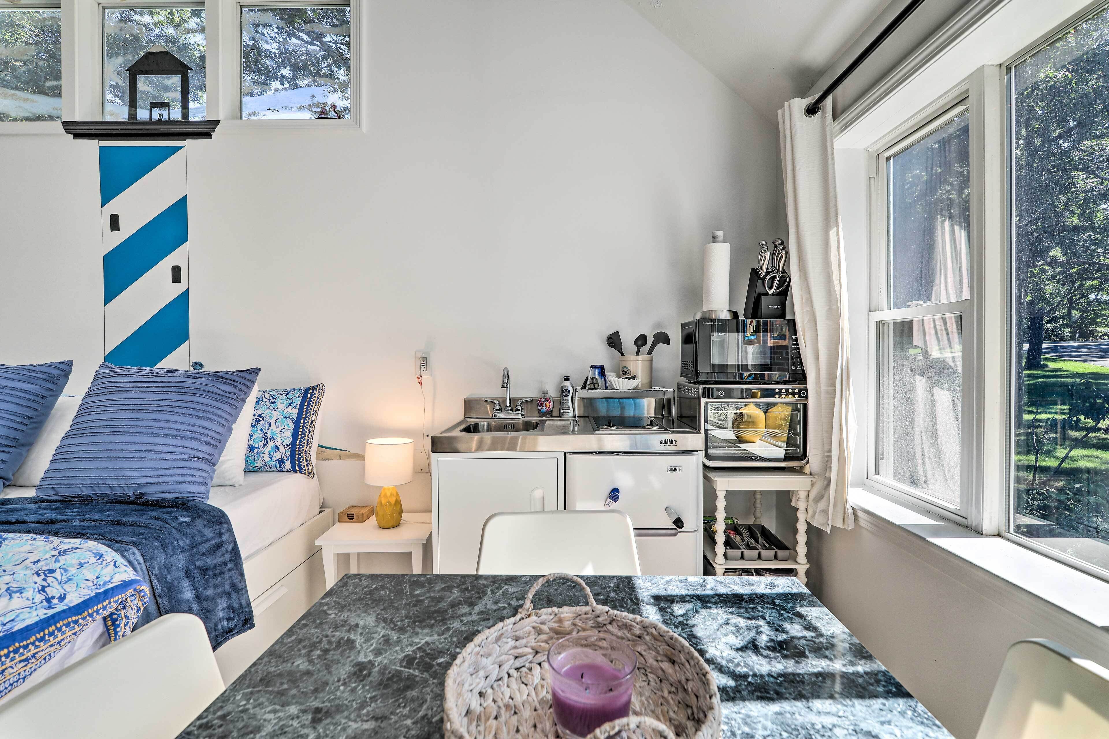 Apartment (0 Bedroom) | Interior