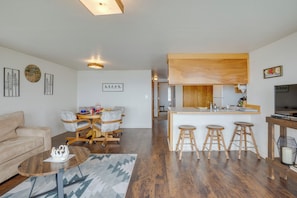 House (2 Bedrooms) | Interior - Smith River Vintage Cabin: Oceanfront Deck + Views (Smith River)