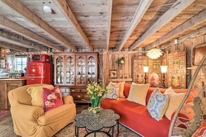 House (2 Bedrooms) | Interior - Cozy Cape Cod Carriage House ~ 1 Mi to Beach (Centerville)