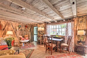 Interior - Cozy Cape Cod Carriage House ~ 1 Mi to Beach (Centerville)