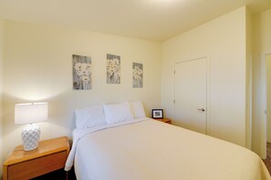 Interior - Smith River Home w/ Boat Launch & Ocean Views (Smith River)