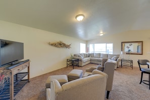 House (2 Bedrooms) | Front of property