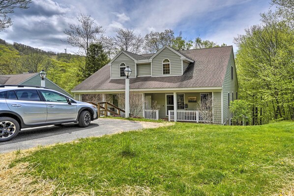 Apartment (4 Bedrooms) | Interior - Family-friendly Hancock Home: Walk to Slopes! (Hancock)