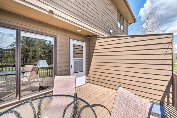 Apartment (2 Bedrooms) | Interior - Fireplace & Mtn Views: Estes Park Home w/ Deck! (Estes Park)