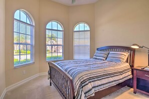 Villa (3 Bedrooms) | Interior - Lavish Naples Resort Villa: Private Pool & Hot Tub (Naples)