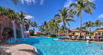 Lavish Naples Resort Villa: Private Pool & Hot Tub