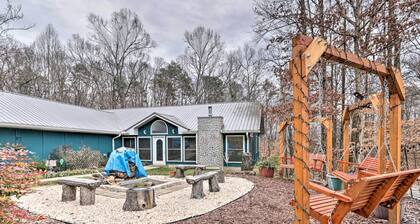 Rock Hill Retreat ~ 18 Mi to Knoxville & Smokies!