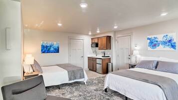 Apartment (0 Bedroom) | Interior