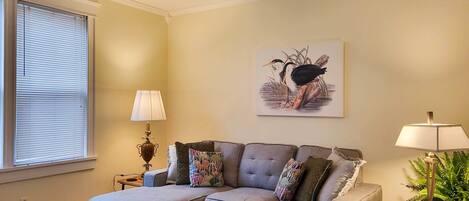 House (4 Bedrooms) | Living area | TV, table tennis, books