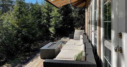 Lodge C1 |Hot tub & Sauna |Cape Carraholly Retreat
