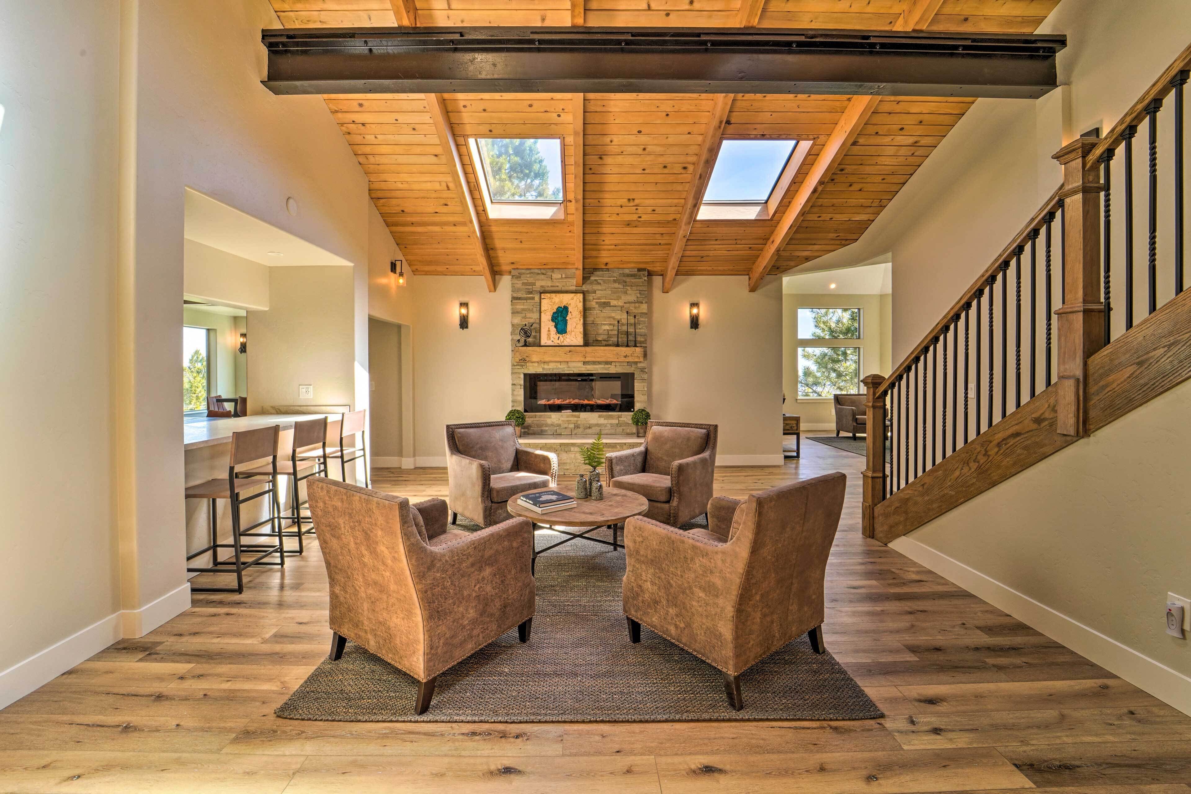 House (4 Bedrooms) | Interior