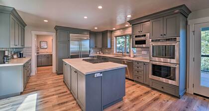 Hot Tub, Pool Table: Luxe Reno Chalet w/ Mtn View!