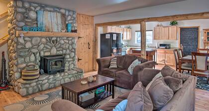 7 Mi to Heavenly Ski Resort: Cozy Tahoe Cabin