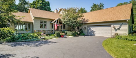 Rumah (4 Bedrooms) | Interior