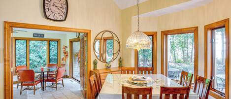 Rumah (4 Bedrooms) | Interior