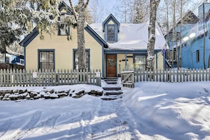 Exterior - Breckenridge Home w/ Hot Tub - Walk to Main St! (Breckenridge)