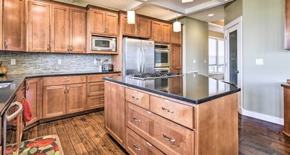 Incredible Oregon Retreat w/ Private Hot Tub!