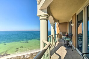 Apartment (2 Bedrooms) | Property grounds - Pensacola Beach Resort Condo With Beach Access! (Pensacola Beach)