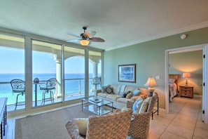 Apartment (2 Bedrooms) | Interior - Pensacola Beach Resort Condo With Beach Access! (Pensacola Beach)