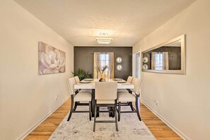 Nhà (2 Bedrooms) | Nội thất