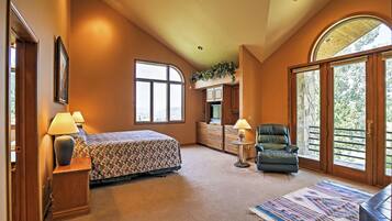 House (4 Bedrooms) | 4 bedrooms, iron/ironing board, free cribs/infant beds, bed sheets