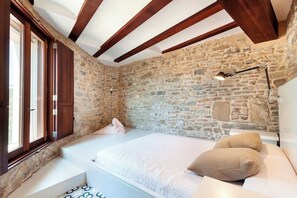 Uklassifisert bilde, 4 av 121, knapp