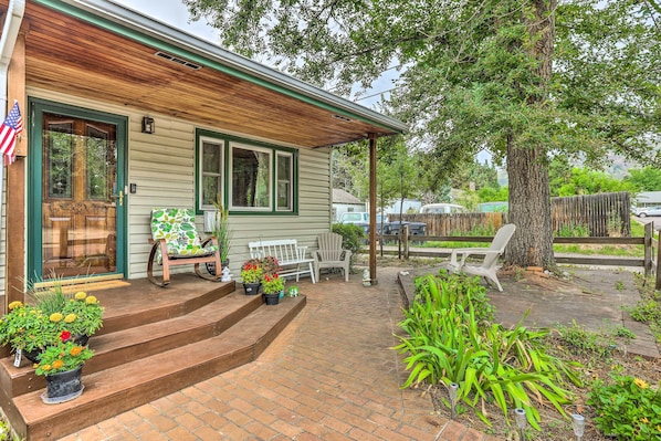 House (2 Bedrooms) | Interior - Relaxing Golden Getaway w/ Grill < 1 Mi to Town! (Golden)