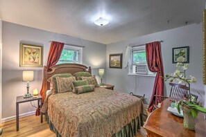 Interior - Relaxing Golden Getaway w/ Grill < 1 Mi to Town! (Golden)