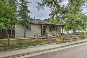 House (2 Bedrooms) | Interior - Relaxing Golden Getaway w/ Grill < 1 Mi to Town! (Golden)