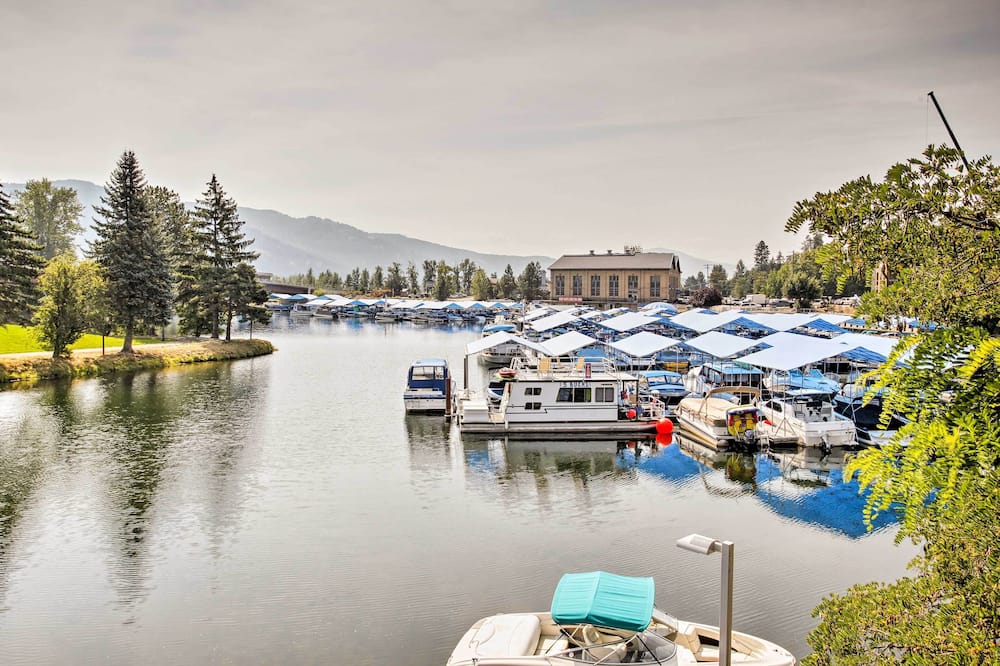 Lake Pend Oreille Condo w/ Porch & Mountain View! - Ponderay, ID