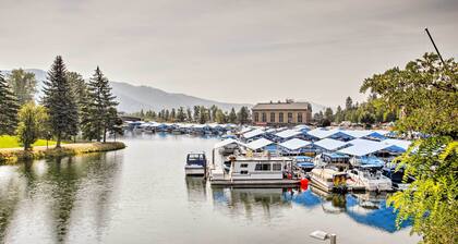 Lake Pend Oreille Condo w/ Porch & Mountain View!