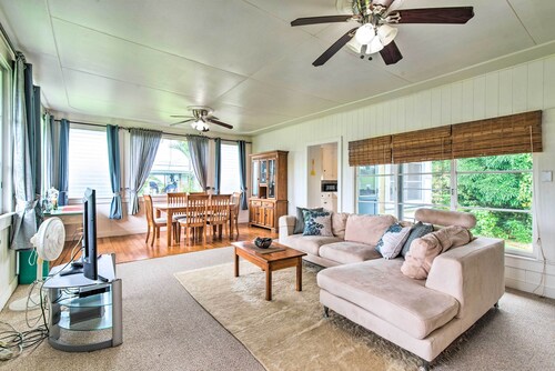 Hilo Home Base - 3 Miles to State Park & Beach!